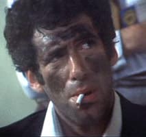 Elliot Gould as Marlowe